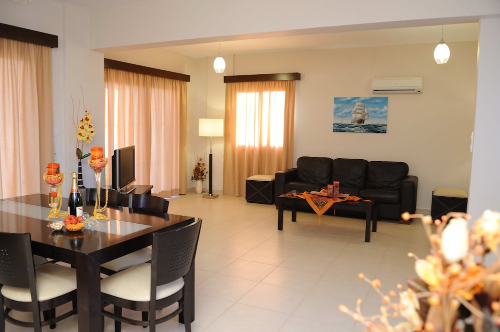 Vineland Sheromyli Villas