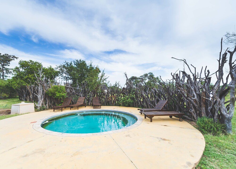 Deruxa Cottages