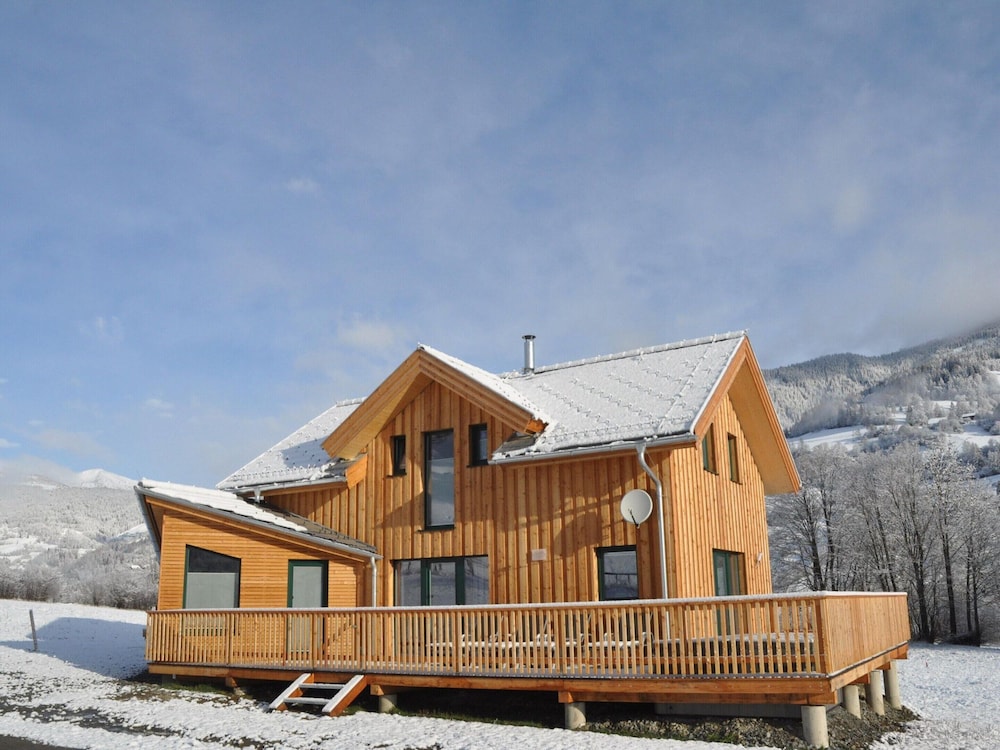 Majestic Chalet With Sauna