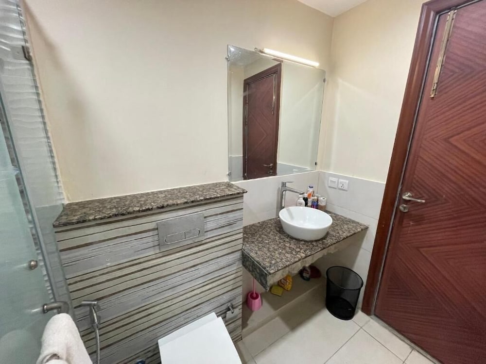Air Reside Residency Apartment