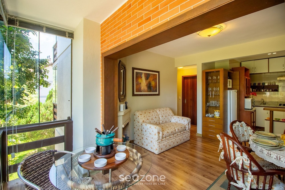 Charming Apt in the Heart of Gramado! Rln0105