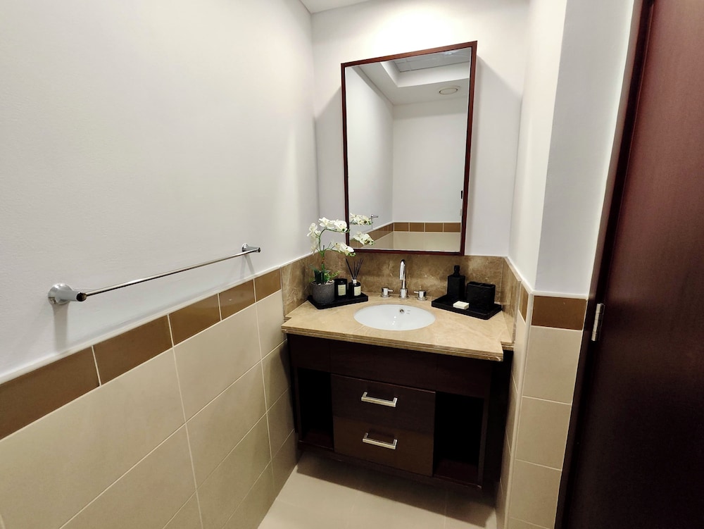 Lux BnB I 29 BLVD Burj & Fountain Views