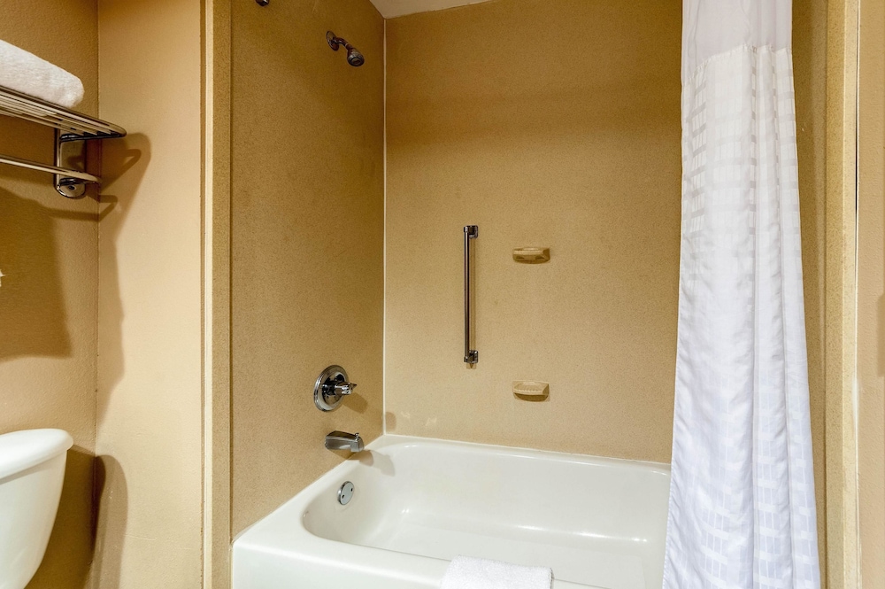 Quality Inn Clarksdale