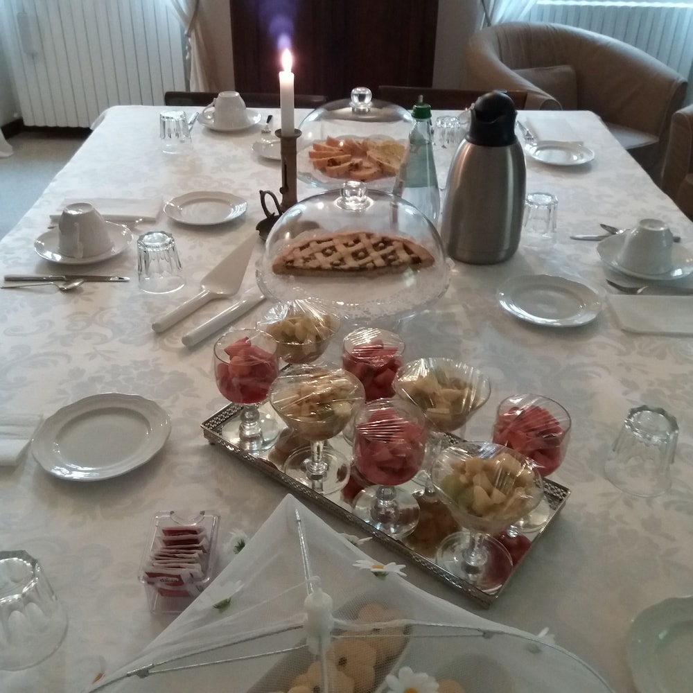 Photo 37