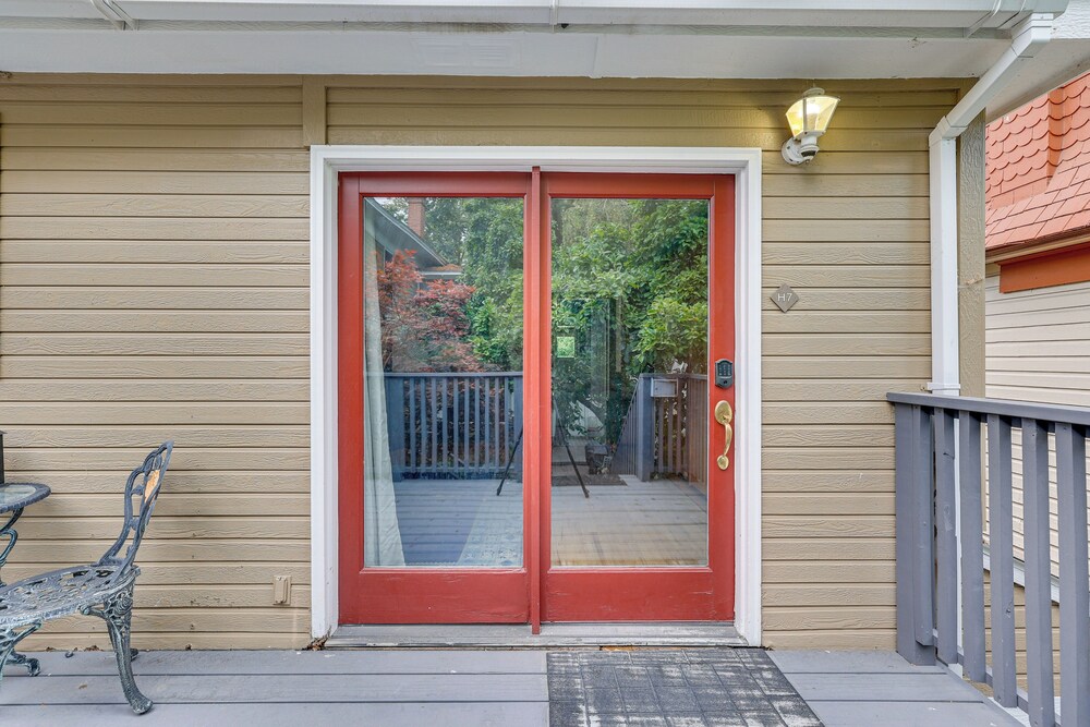 Historic Boise Studio w/ Courtyard, Blocks to Dtwn