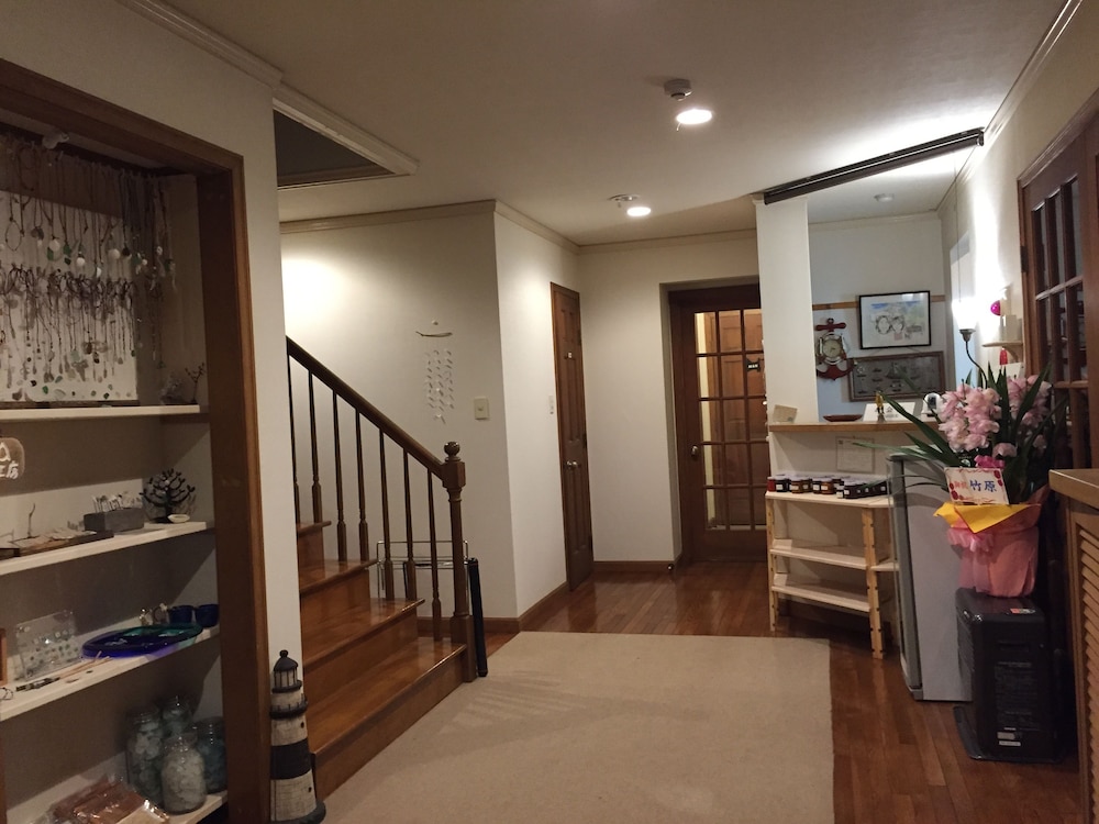 Guest House Bunk