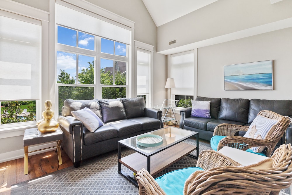 Rivergrass Condos