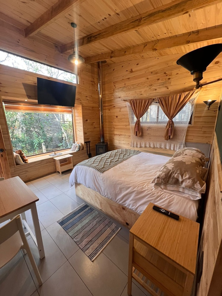 Km 6 River Lodge