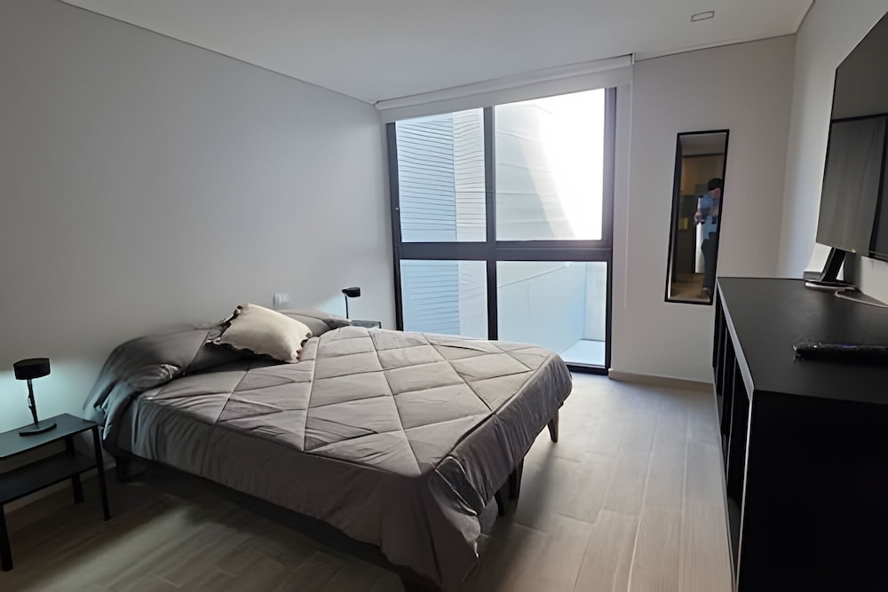 Oceana Suites El Marquez