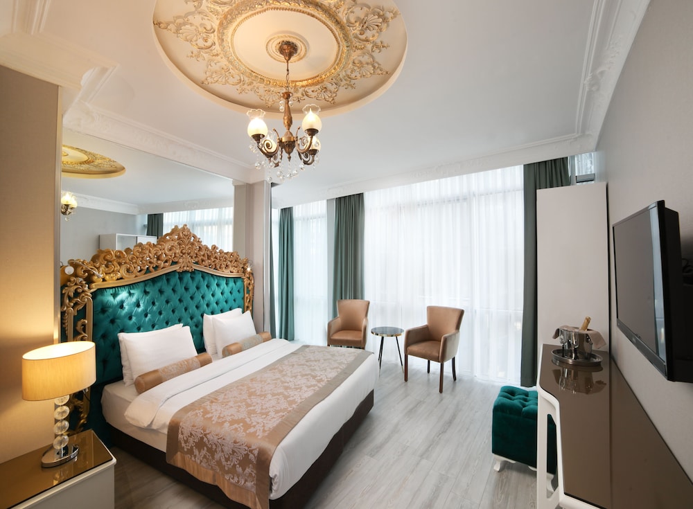 Beyaz Monarch Otel - Image 10