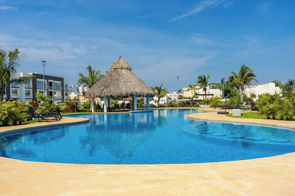 Family Villa Pool 4 BR Acapulco