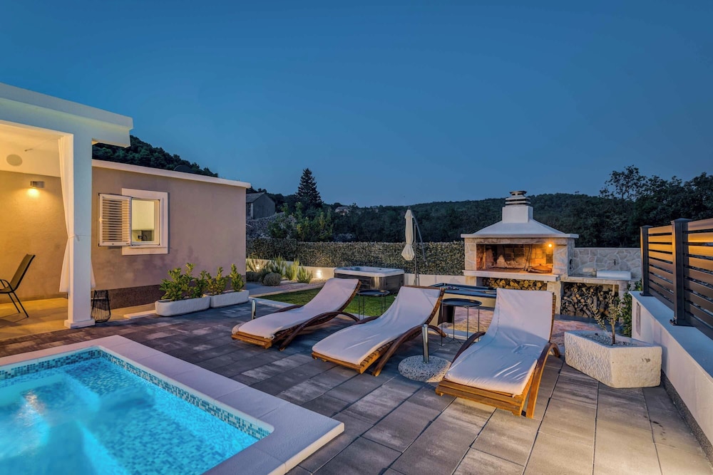 Villa Tranquil Rest