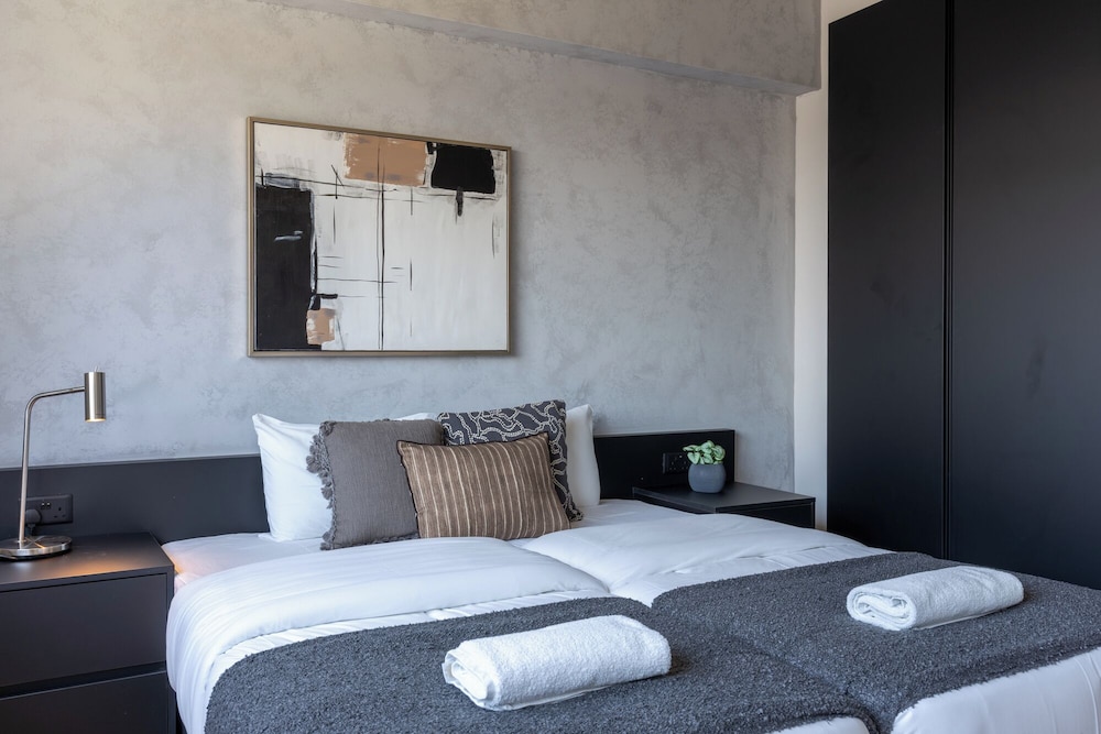 The Penthouse - 3BR Seaview in Larnaca