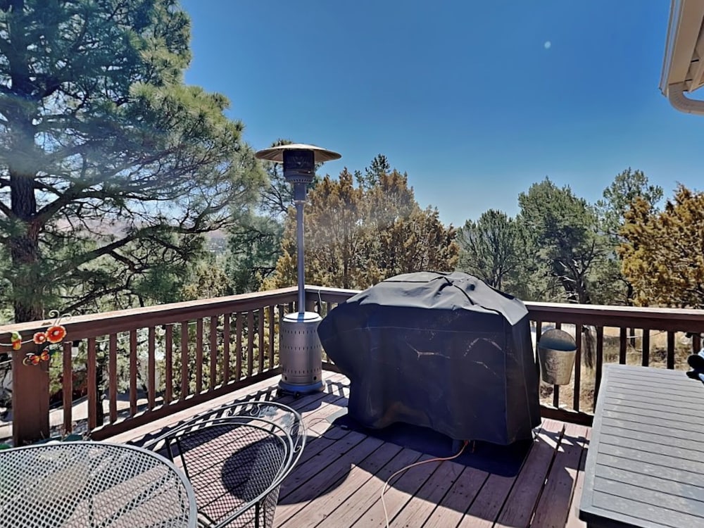 East Mountain View by Ruidoso Vacation Rentals