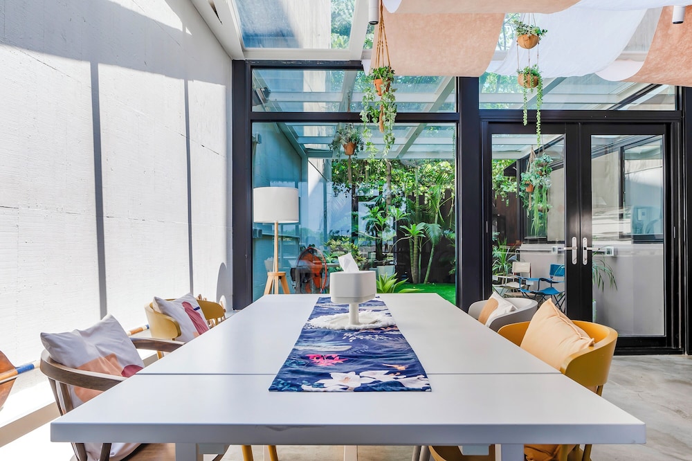 meeting & event spaces