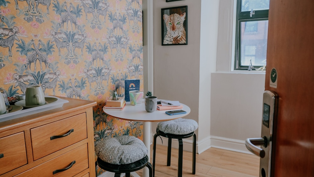 Gardiner House Hostel