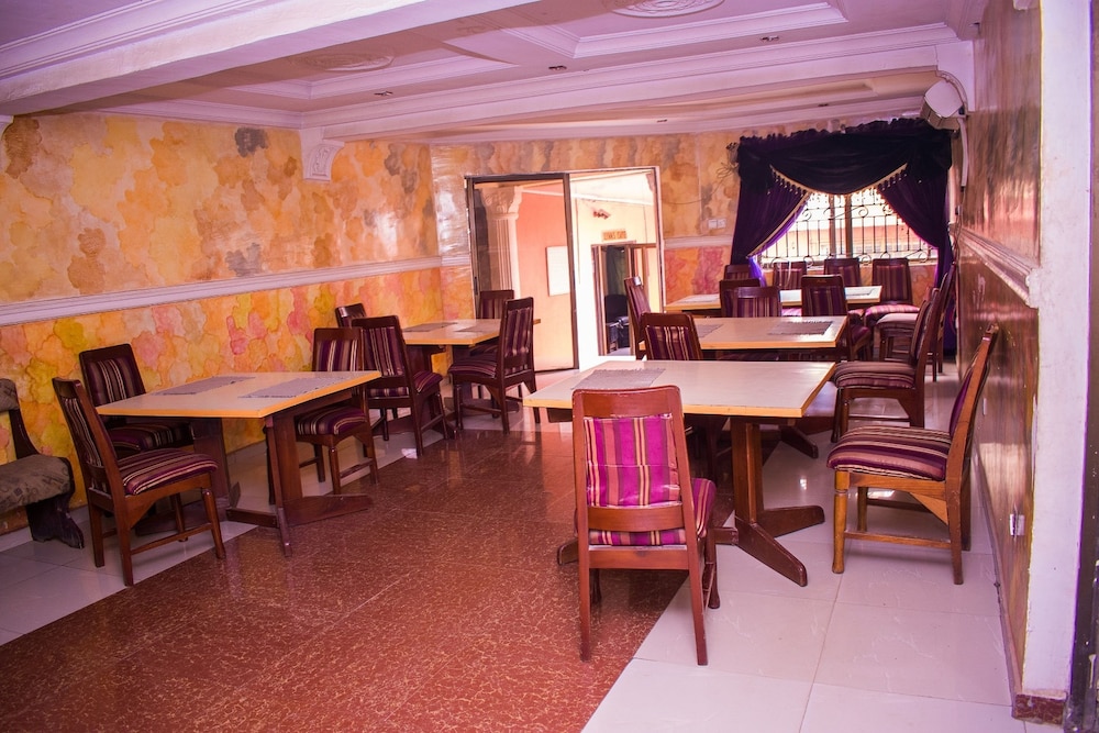 Maria Suites — photo 32