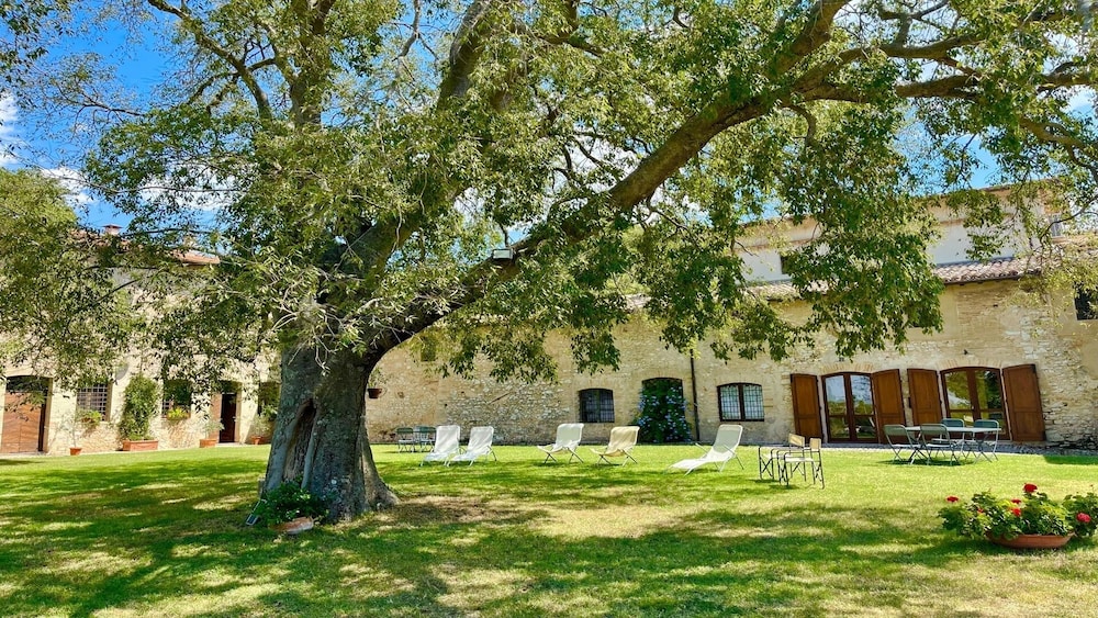 Beautiful Exclusive Pool Villa - Close to Spoleto bar Shops, Restaurants - Property Image 39