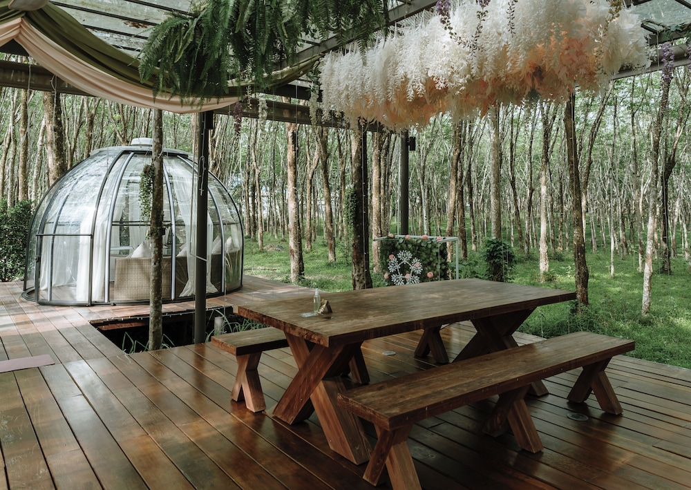 Timber Society Boutique Hideaway