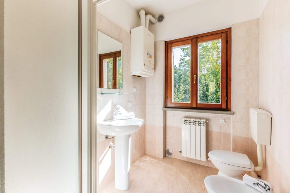 Apartment in Marche Near Urbino and Pool