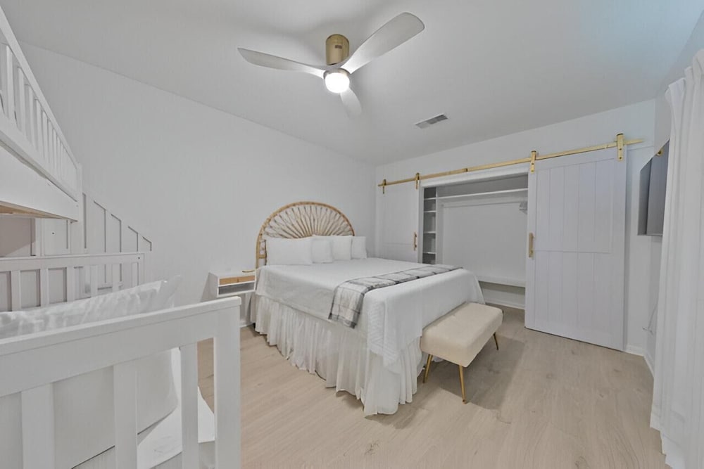 Gulfs Edge Townhome #7- Sun-kissed Memories
