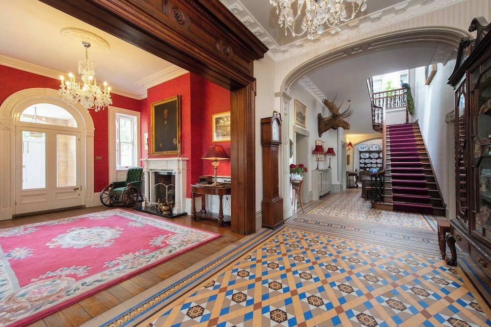 Severn Manor Country Estate
