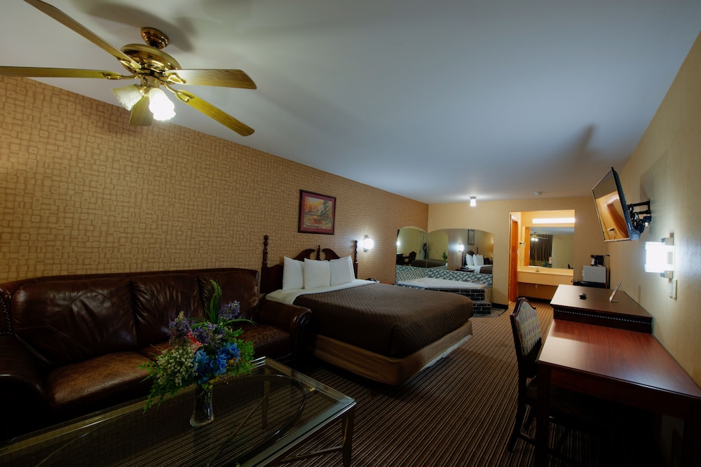 Brentwood Inn & Suites view 4