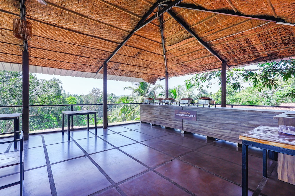 FabHotel Hillora Coastal Resort