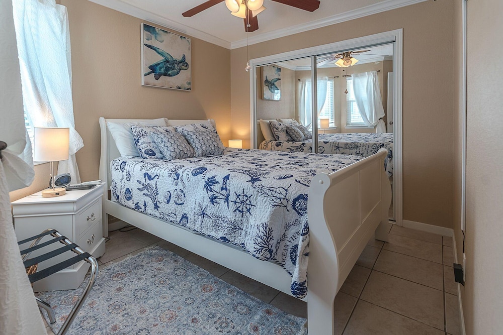 Seascape 2320 in Galveston