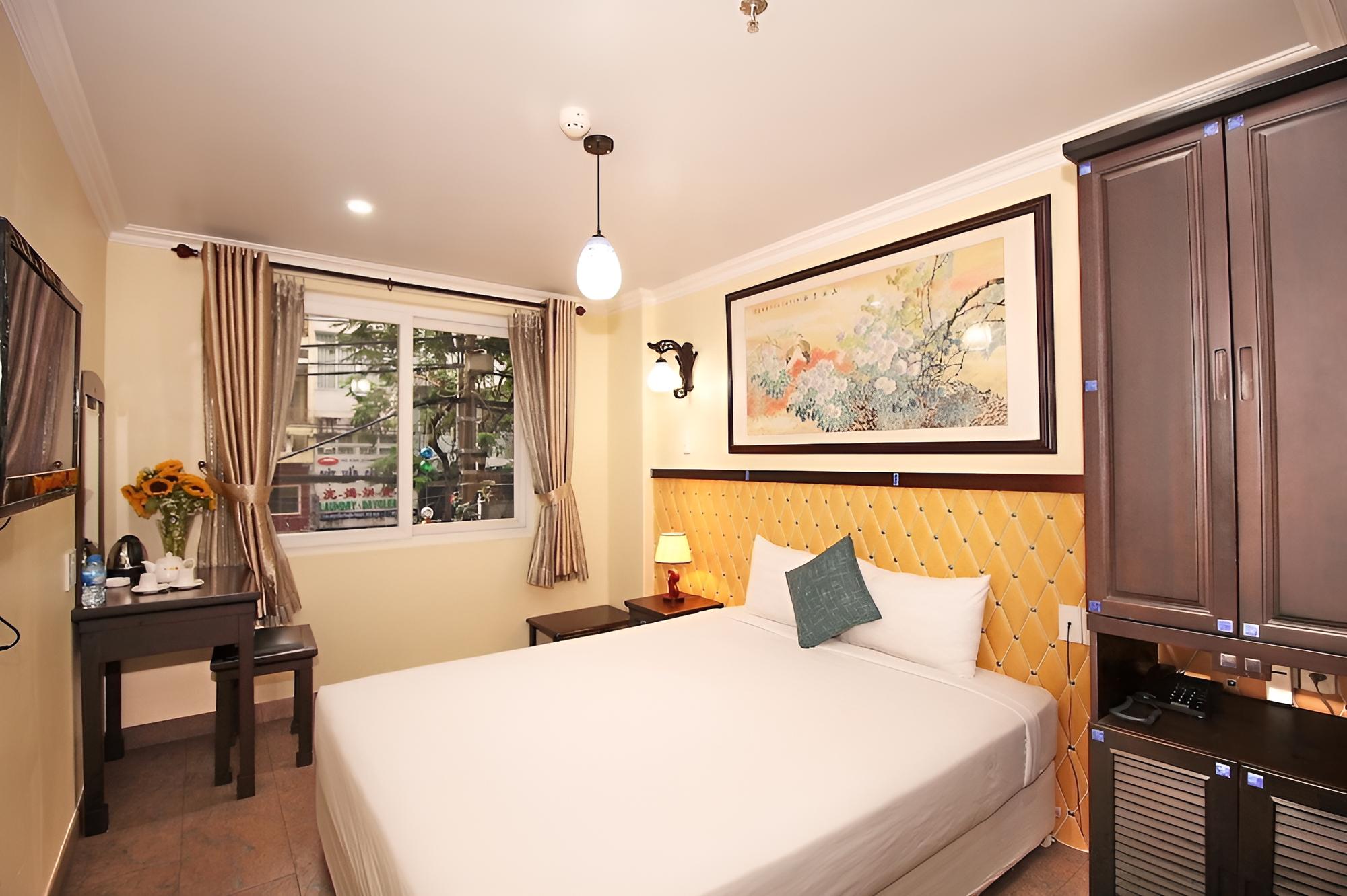 Lam Hotel