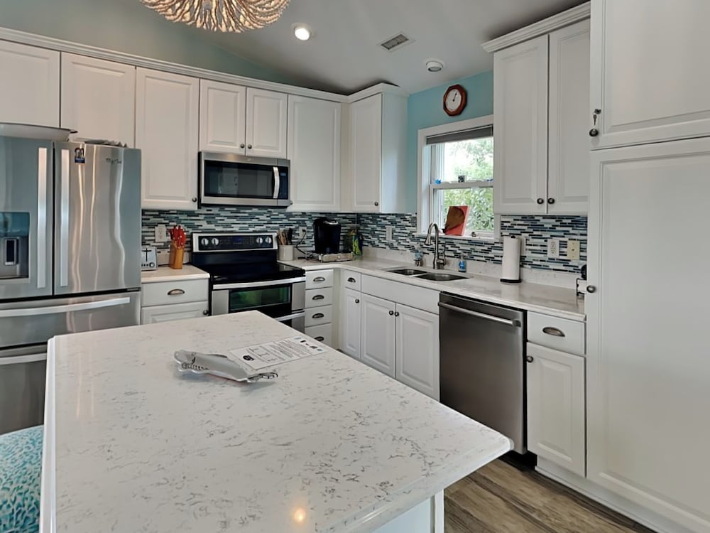 Bluebird by Topsail Realty