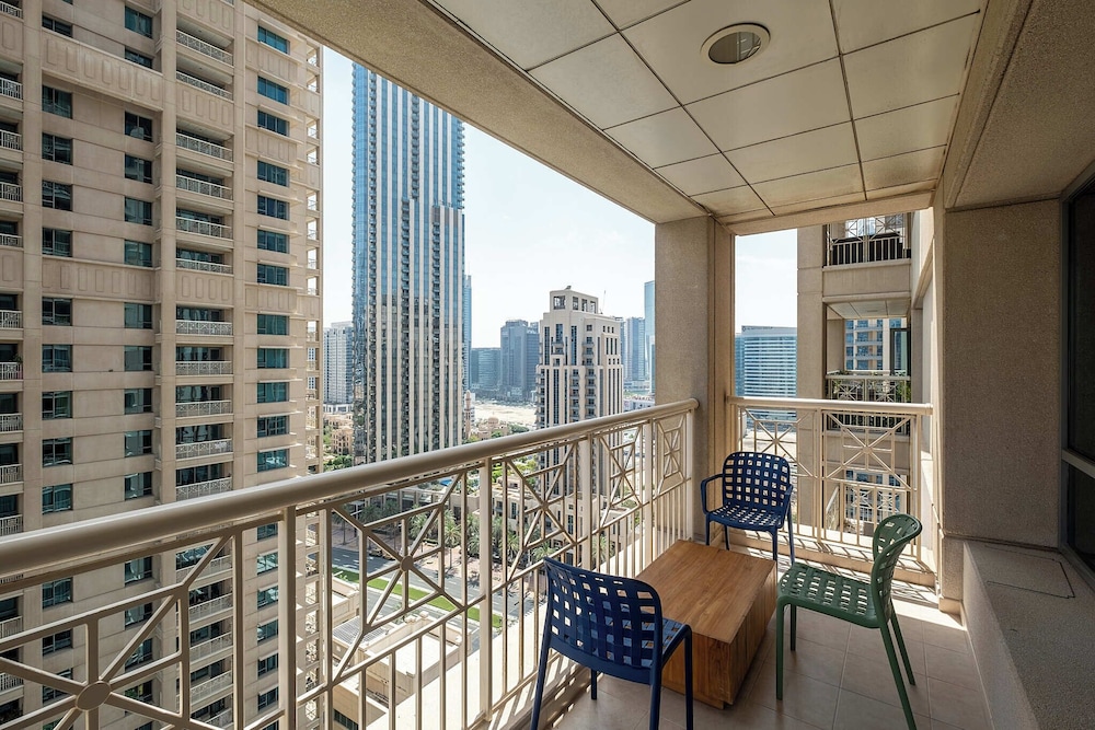 Bellavista - Elegant -2BR -Fountain View