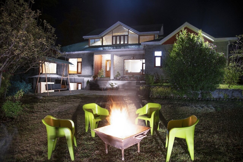 Green Chaklu view 3