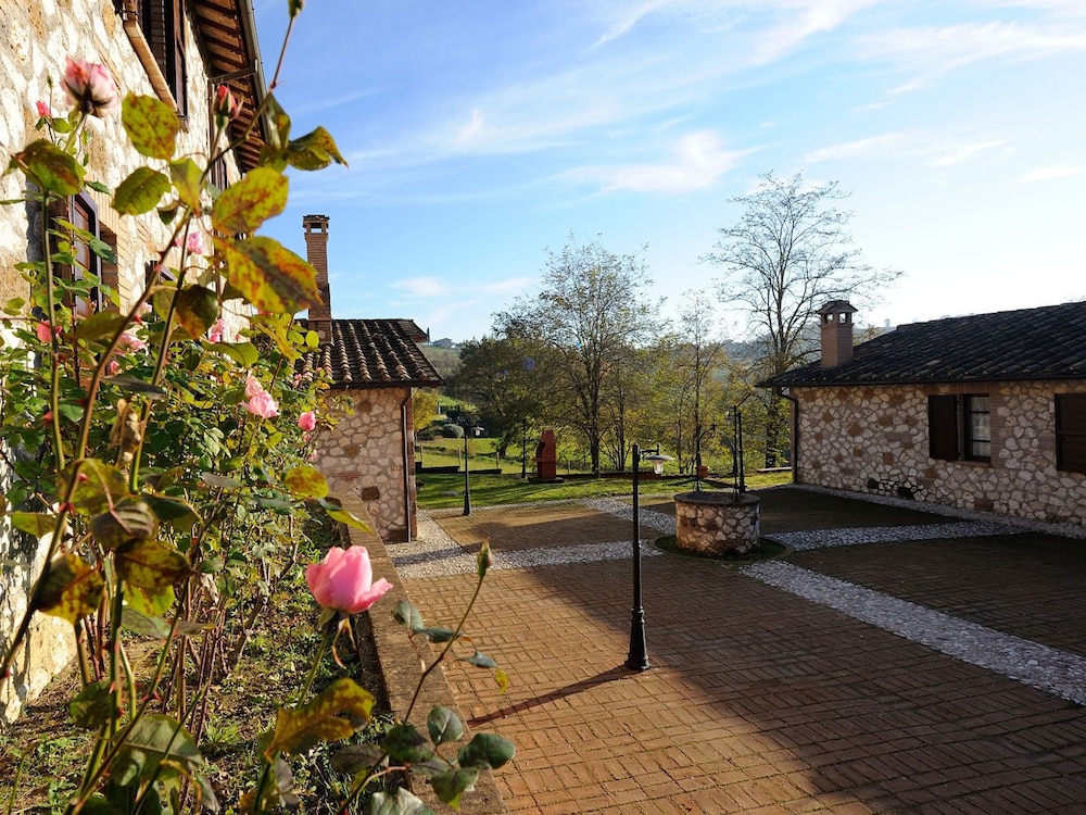 Borgo Saint George