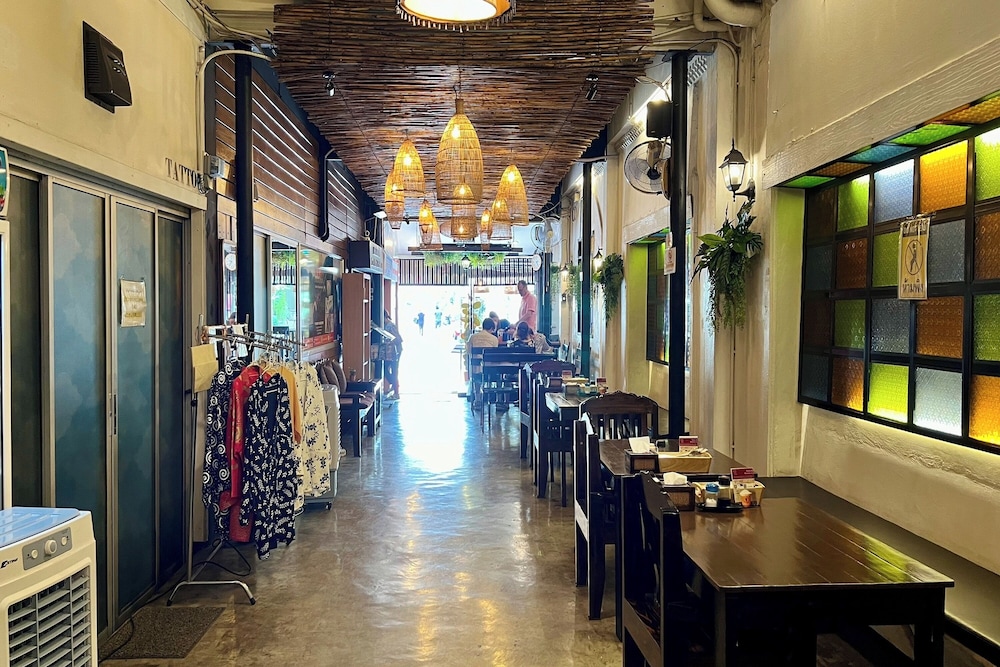 Baan Lanna At Phrasingh