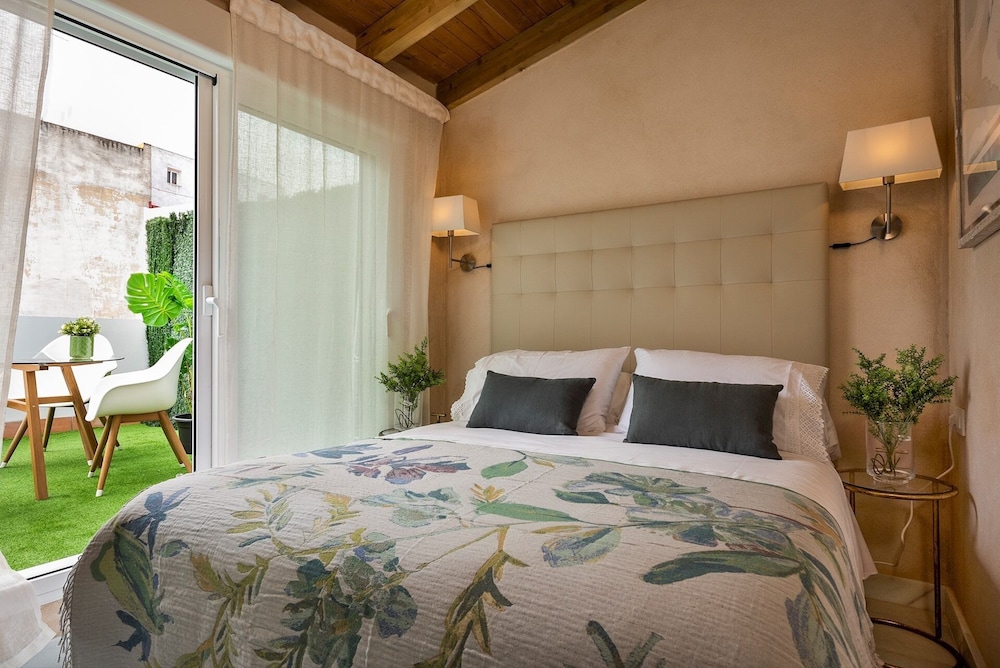 Lovely and Brand new 3 BD Duplex With Terrace Galera III view 5