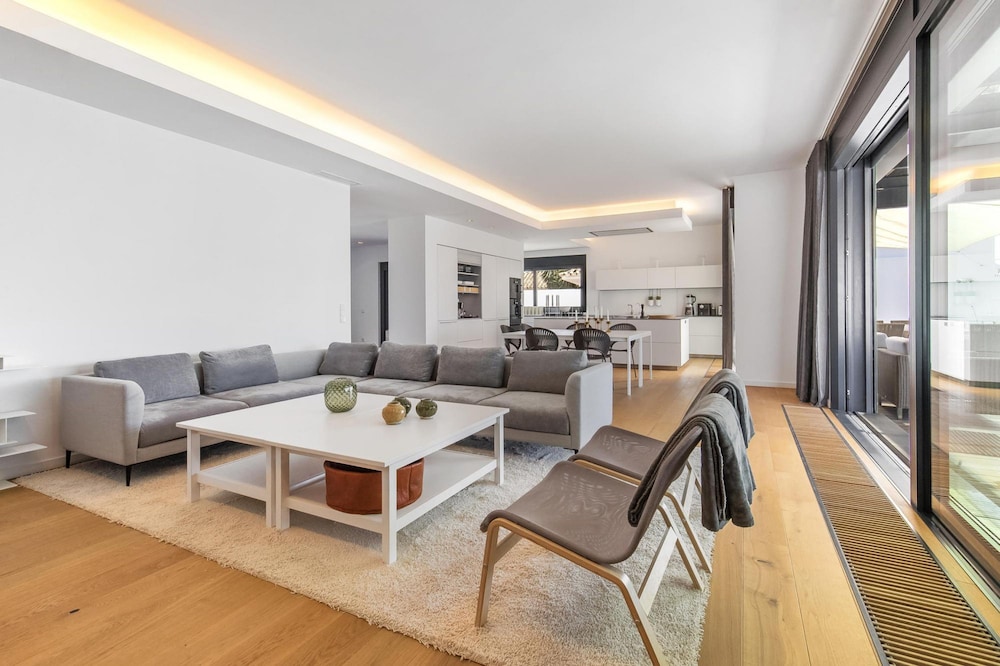 Villa Frontline Beach Costabella - Marbella