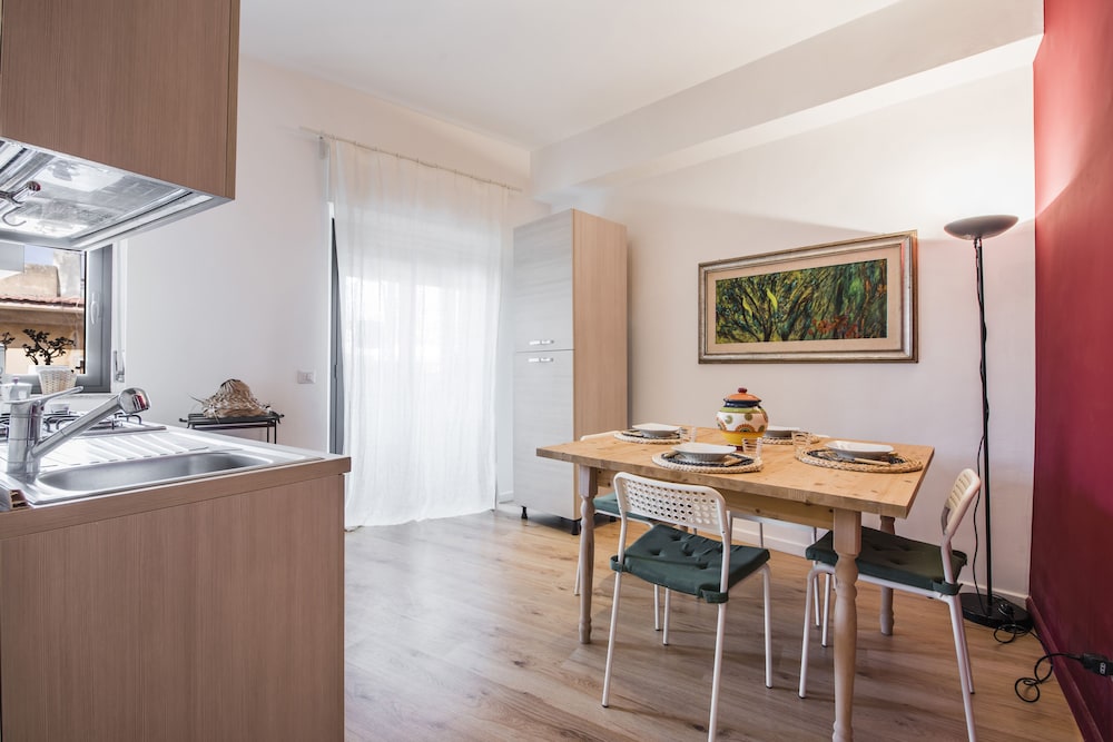 Zafferana Apartment with Balcony
