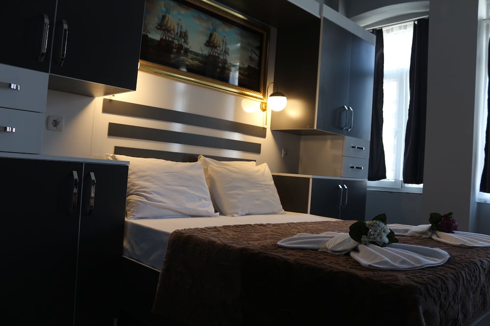 Taksim Green House Hostel