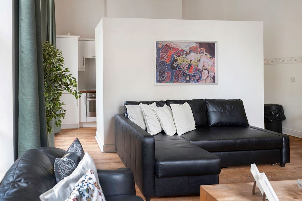 Metrostays - O'Connell Street 84-1