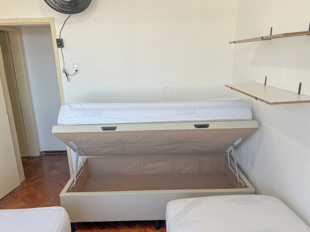 Quarto individual na Pituba