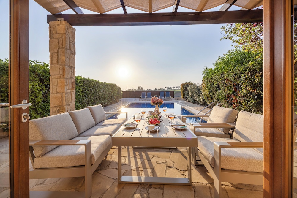 Hg06 Adjacent to Aphrodite Hills- Private Pool