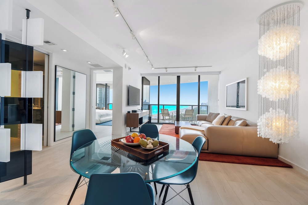 Luxury Vacation Rentals in South Beach by LRMB