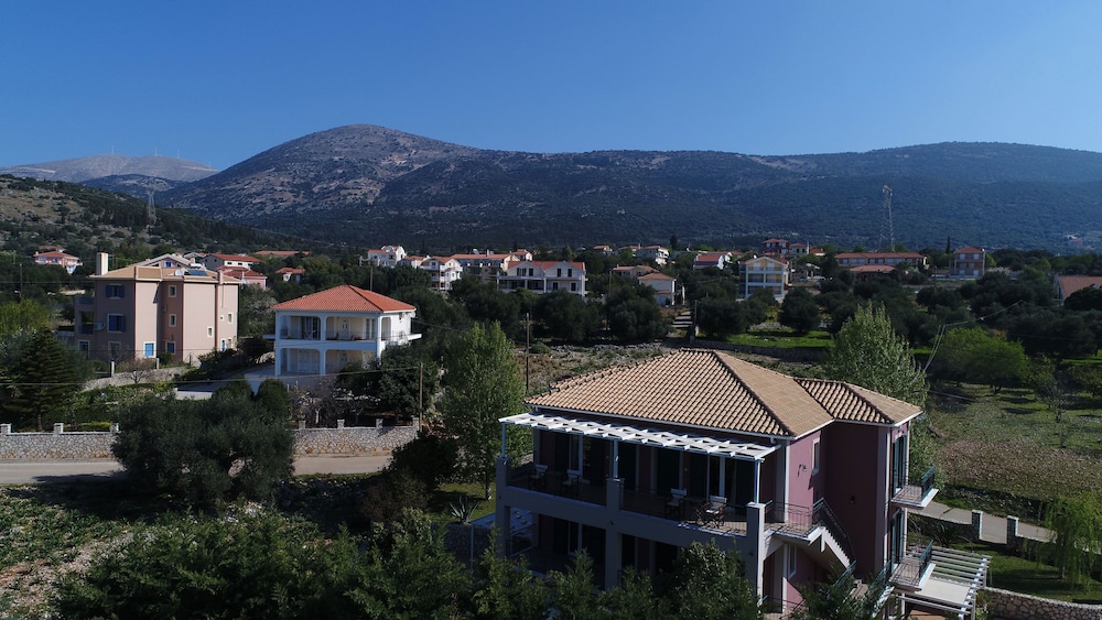 Dina Apartments