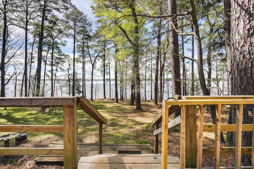 Secluded Avinger Home w/ Lake Access! - Property Image 24