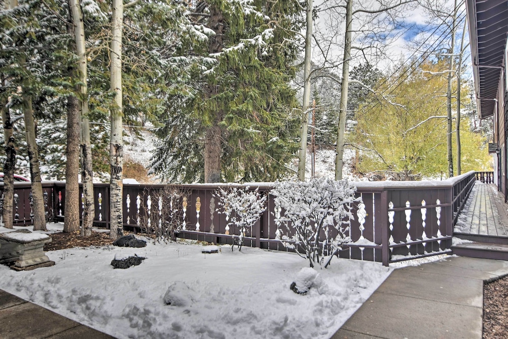 Cozy Condo on Fall River - 1 Mile to Rmnp Gate! - Property Image 1