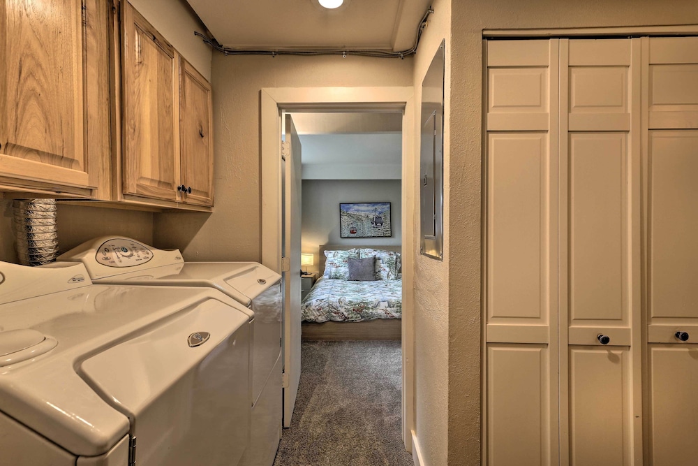 Modern Mountain Escape on Golf Course w/ Hot Tub! - Property Image 23