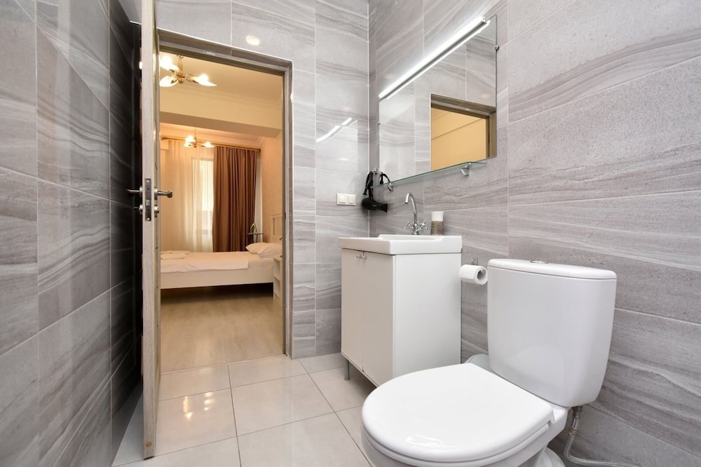 Apartment by Luxe Group MA331