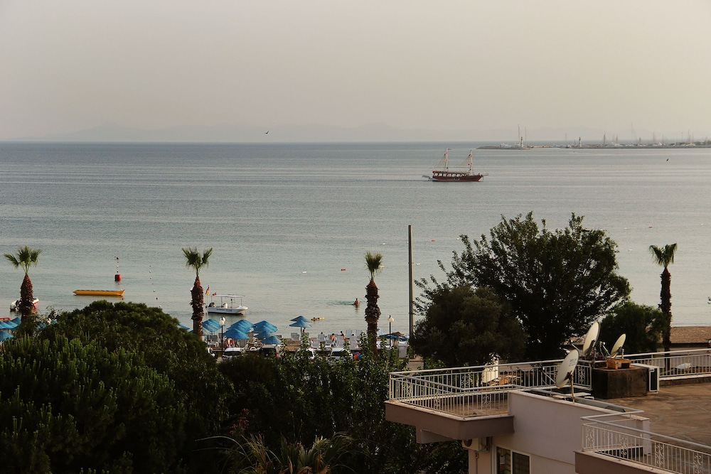 Delta Altinkum Otel - Image 20