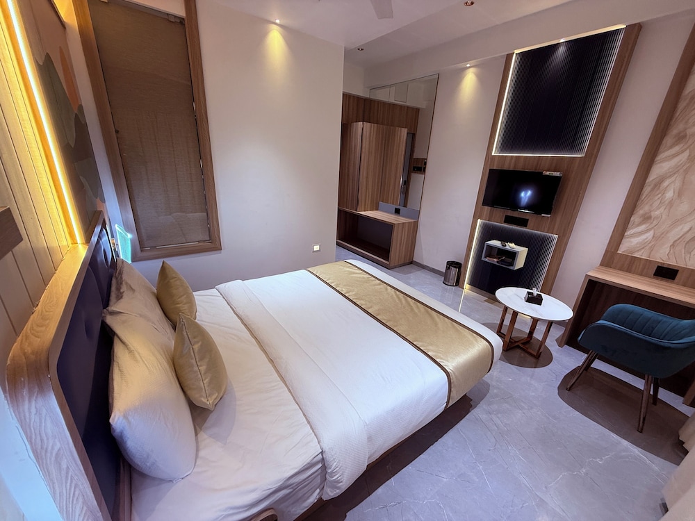 Hotel Stellar Suites Dombivali